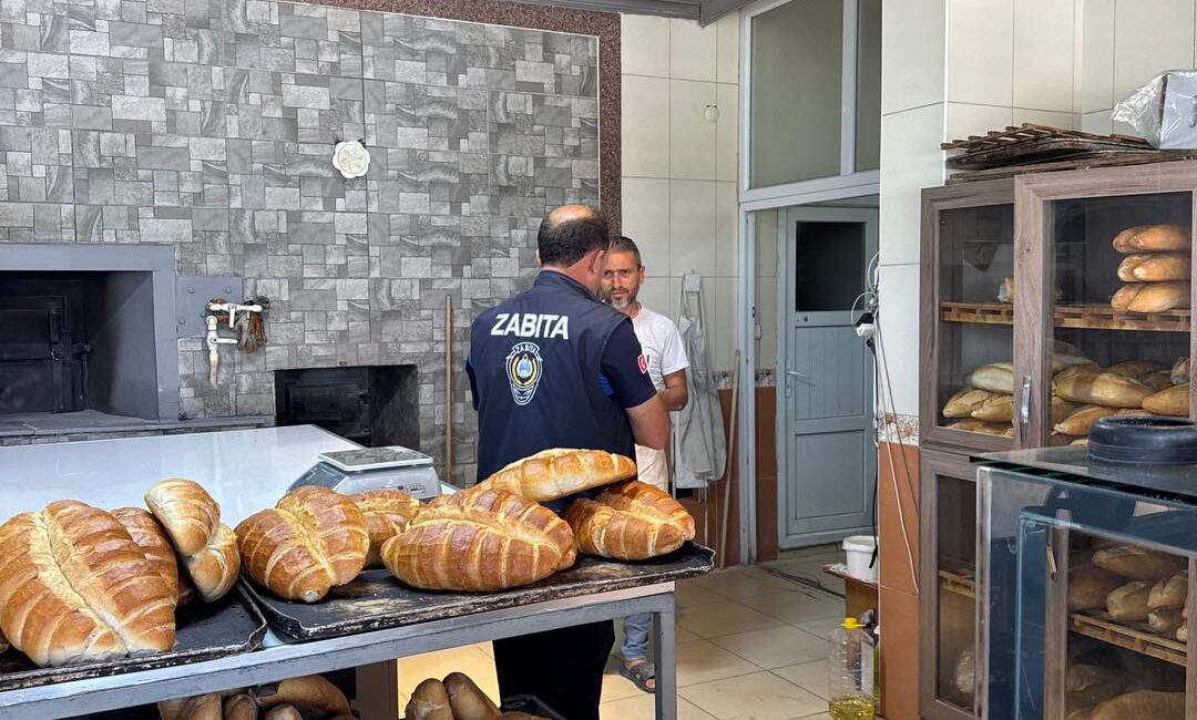 
Kelkit Belediyesi Zabıta Müdürlüğü ekipleri, halk sağlığını korumak ve vatandaşların