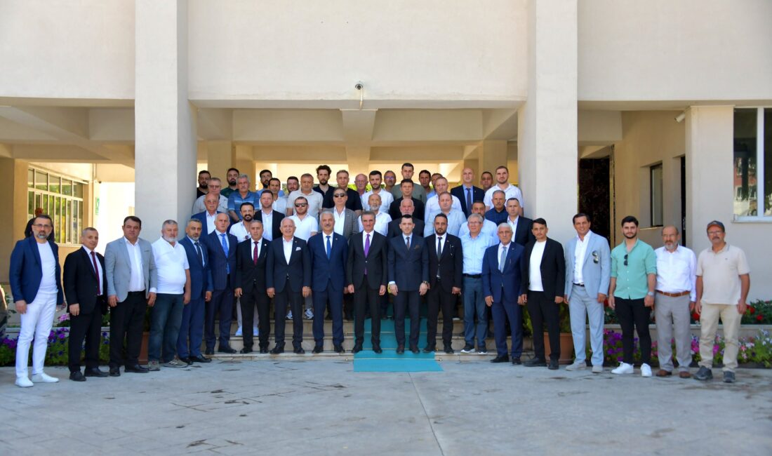 Gümüşhane Valisi Sayın Aydın Baruş, Kocaeli’nde ikamet eden Gümüşhaneli iş