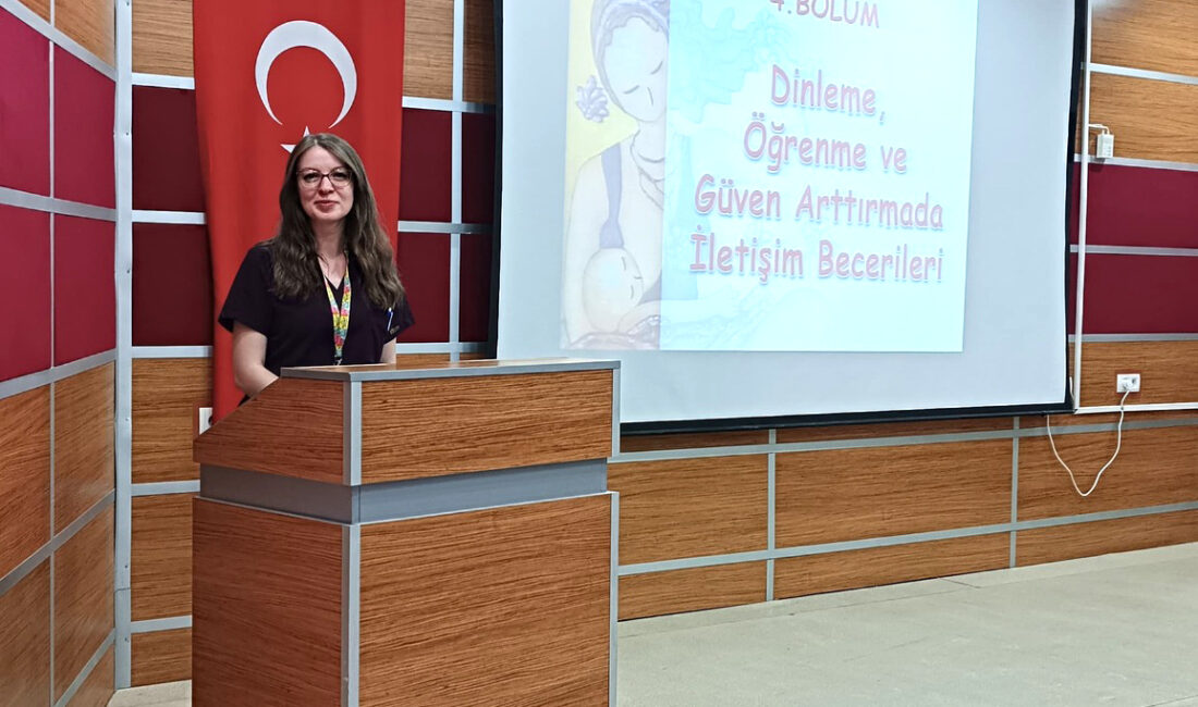 Kelkit Devlet Hastanesi’nde sağlık personeline yönelik farkındalık artırıcı bir eğitim