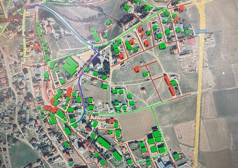 Köse ilçemizde doğalgaz altyapı çalışmaları tüm hızıyla devam etmektedir. Bu