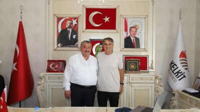 Türk Futbolunun Efsanesi Şenol Güneş’ten Kelkit’e Ziyaret Türk futbolunun efsane ismi, A Milli Takım eski Teknik Direktörü