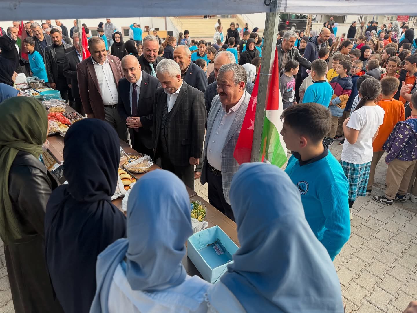 Kelkit Şehit Lokman Oktay İmam Hatip Ortaokulu tarafından düzenlenen “ÇEDES
