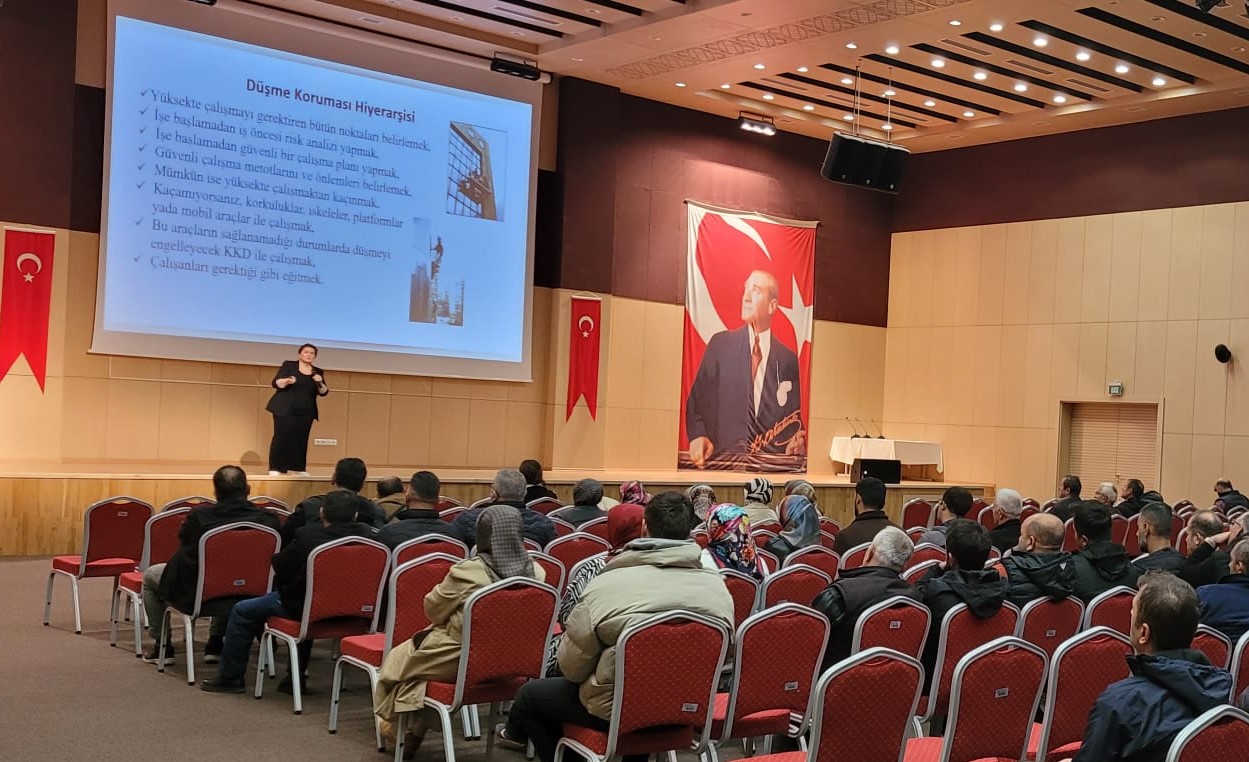 Gümüşhane Üniversitesi, personelinin iş sağlığı ve güvenliği bilincini artırmak amacıyla