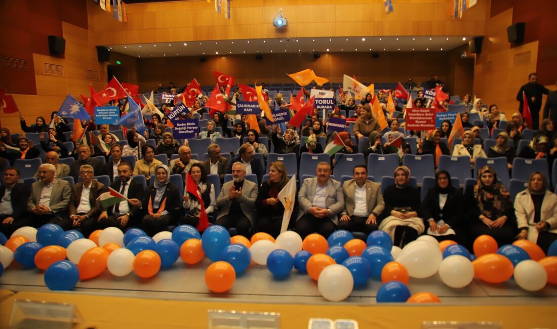 Gümüşhane’de AK Parti İl Kadın Kolları Danışma Meclisi Toplantısı Gerçekleştirildi AK Parti Gümüşhane İl Kadın Kolları Danışma Meclisi Toplantısı, İl