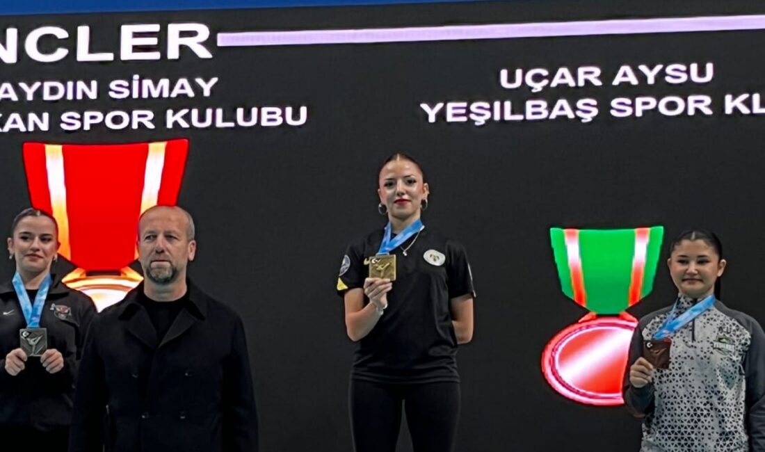 Gümüşhane’nin Şiran ilçesinden milli sporcu Simay Aydın, bir kez daha