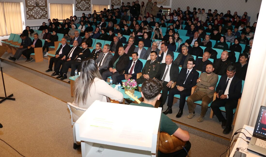 10 Kasım Atatürk’ü Anma Programı Düzenlendi Cumhuriyetimizin kurucusu Gazi Mustafa Kemal Atatürk, ebediyete irtihalinin yıl dönümünde