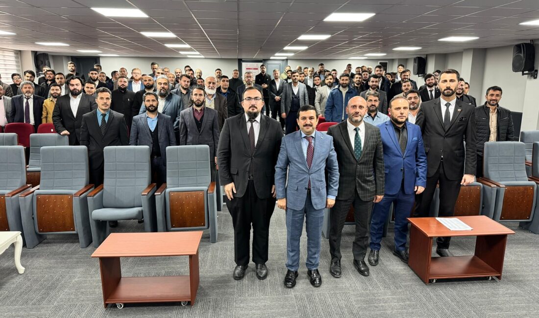 Kaymakam Yılmaz, Müftülük Personeliyle Buluştu Kelkit Kaymakamı Mahmut Sami YILMAZ, İlçe Müftülüğü tarafından düzenlenen aylık