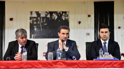 Valimiz Aydın Baruş, Torul ilçesindeki köy ve mahalle muhtarlarıyla bir