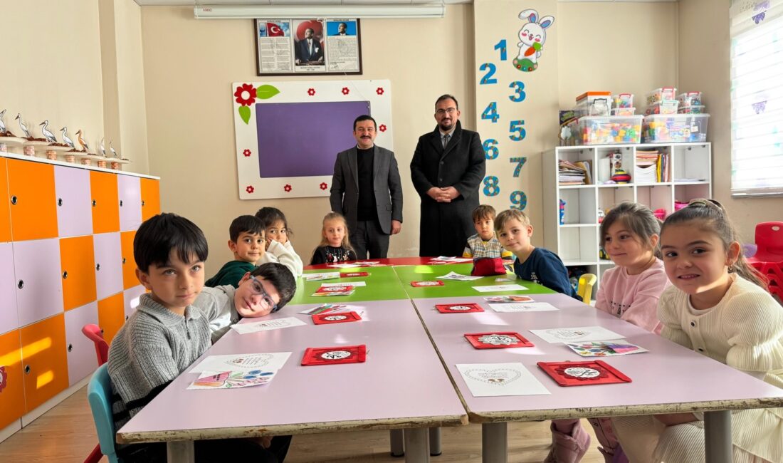 Kaymakamımız Mahmut Sami Yılmaz, İlçe Müftüsü Sıtkı Bektaş ile birlikte
