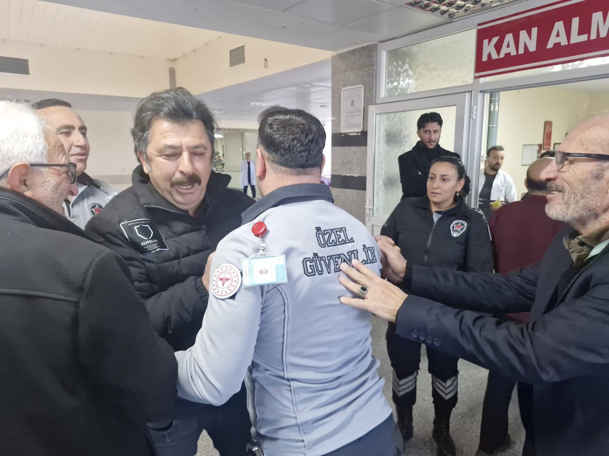 Kelkit Devlet Hastanesinde, sağlık çalışanlarına yönelik şiddetle mücadele kapsamında 2025