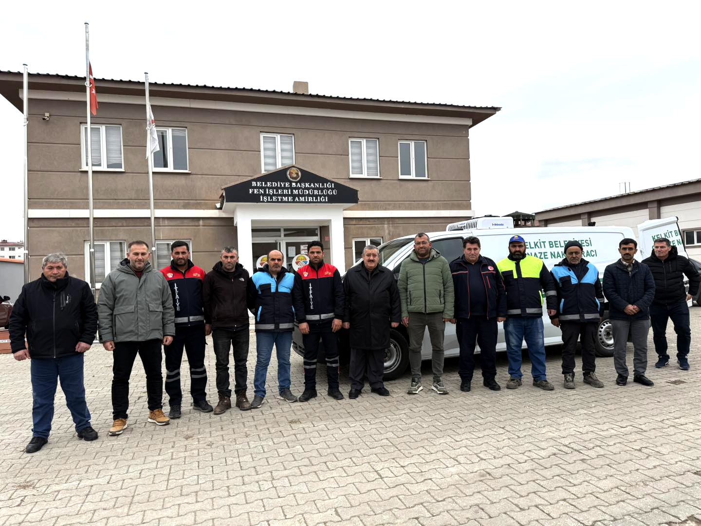 Kelkit Belediyesi tarafından öz kaynaklarla temin edilen yeni cenaze aracı