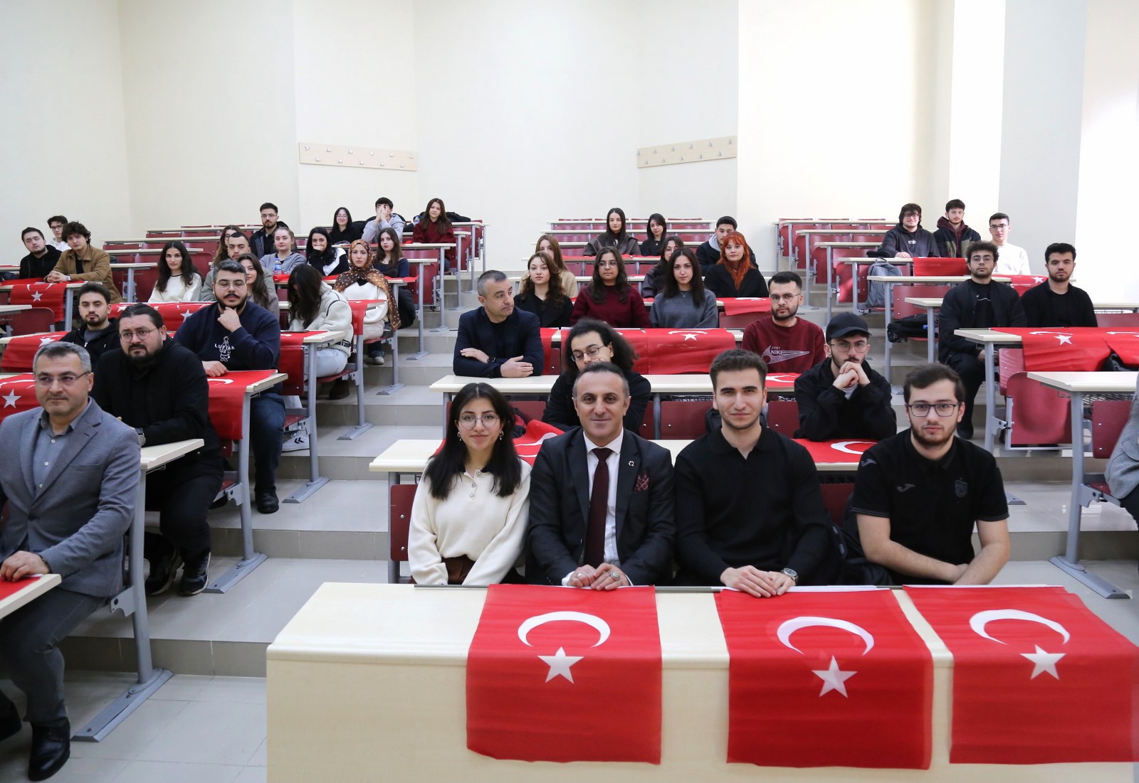 Gümüşhane Üniversitesi, 2025-2026 Bahar Yarıyılına öğrencilere milli şuur kazandırmayı hedefleyen