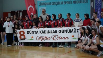 8 Mart Dünya Kadınlar Günü kapsamında düzenlenen “Evinin Sultanları” Voleybol
