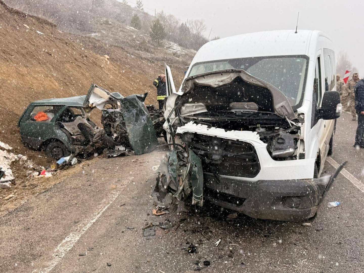 Kelkit ilçemiz ile Erzincan karayolu Balkaya köyü mevkiinde meydana gelen