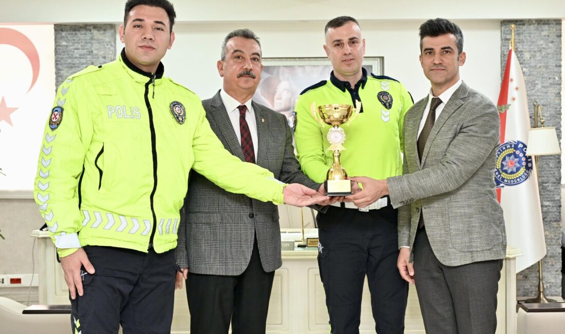 Gümüşhane’de 3×3 Basketbol Turnuvası’nda Şampiyon Emniyet Müdürlüğü Gençlik ve Spor Bakanlığı tarafından 16-28 Şubat tarihleri arasında Gümüşhane’de